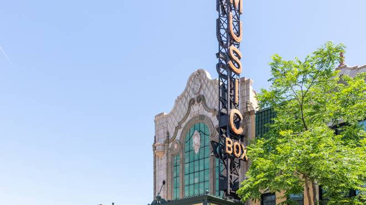 Music Box Theatre premieres a third movie screen