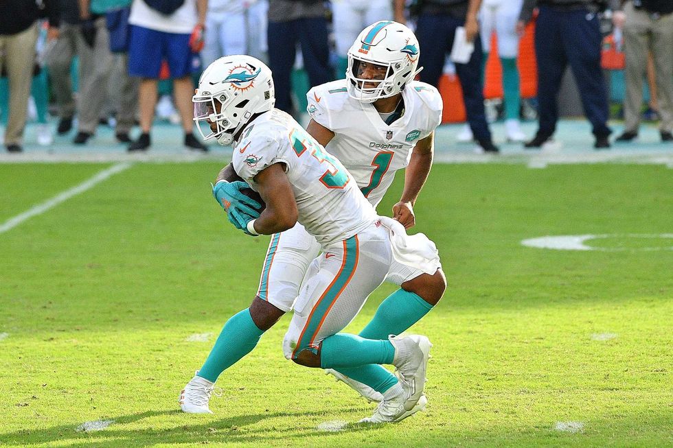Myles Gaskin and Tua Tagovailoa