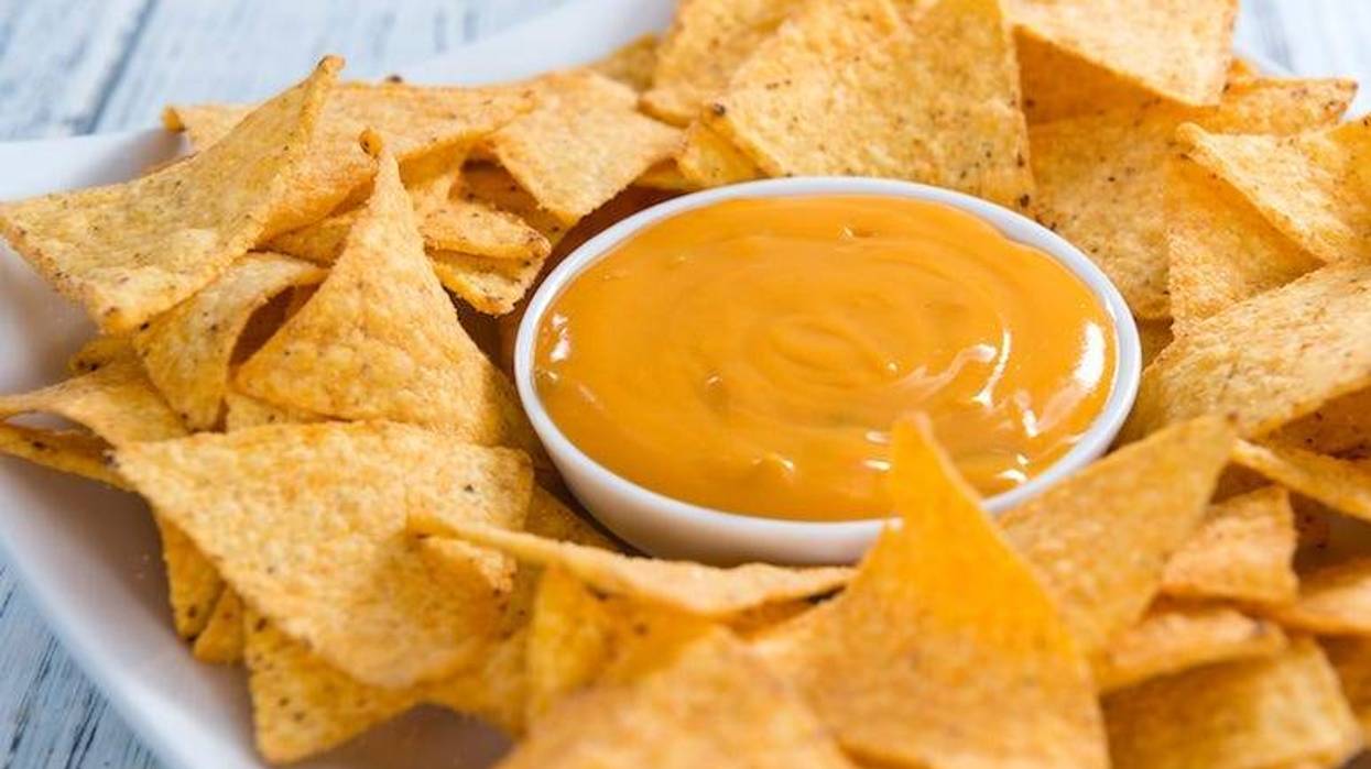 Nacho Cheese, Dip, Chips, Wooden Table