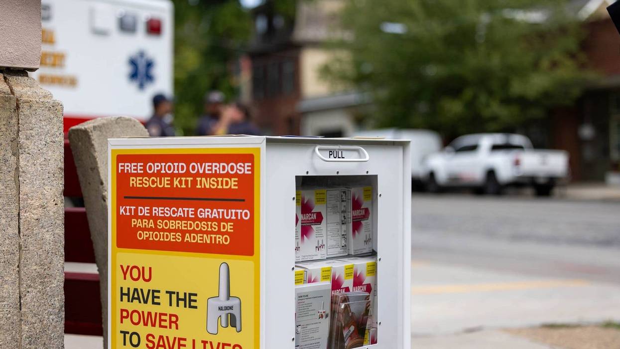 naloxone distribution box