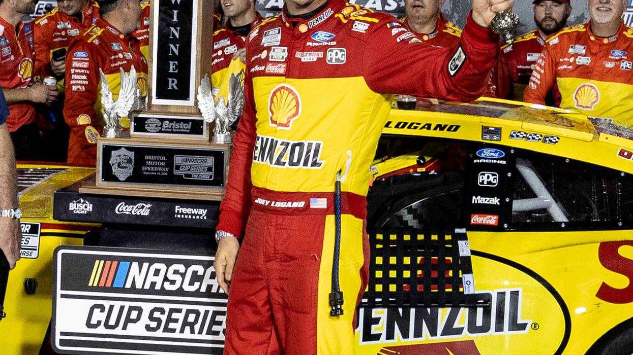 NASCAR Bristol Auto Racing