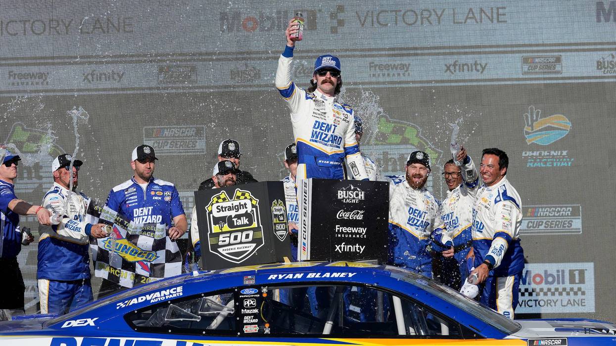 NASCAR Phoenix Auto Racing