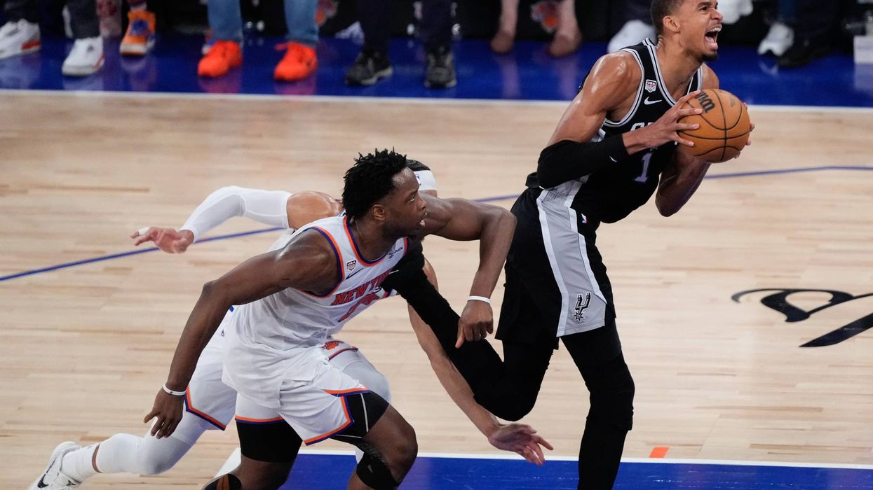 Victor Wembanyama misses 2 late free throws in NBA Finals Game 4 as Spurs get pushed to the brink