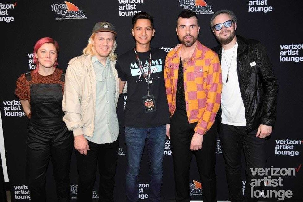Neon Trees