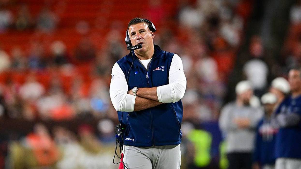 New England Patriots v Cleveland Browns