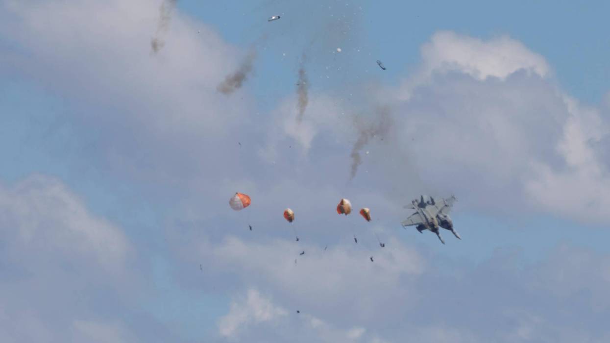 New Mexico wildfire sparked by fatal medical plane crash spreads quickly in rural area