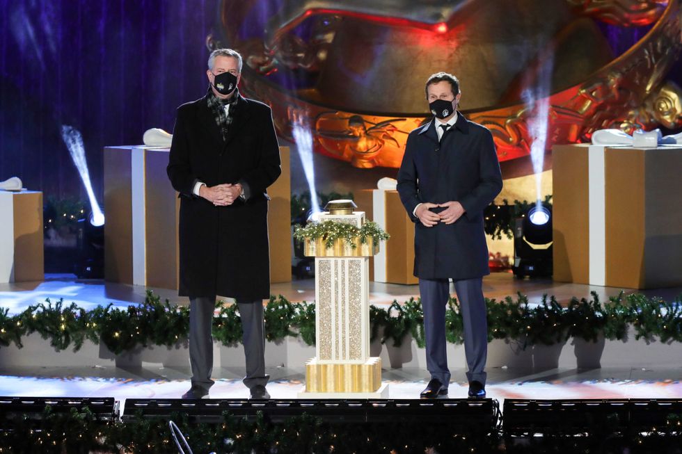 New York City Mayor Bill de Blasio and Rob Speyer speak during the 88th Annual Rockefeller Center Christmas Tree Lighting Ceremony at Rockefeller Center on December 02, 2020 in New York City.