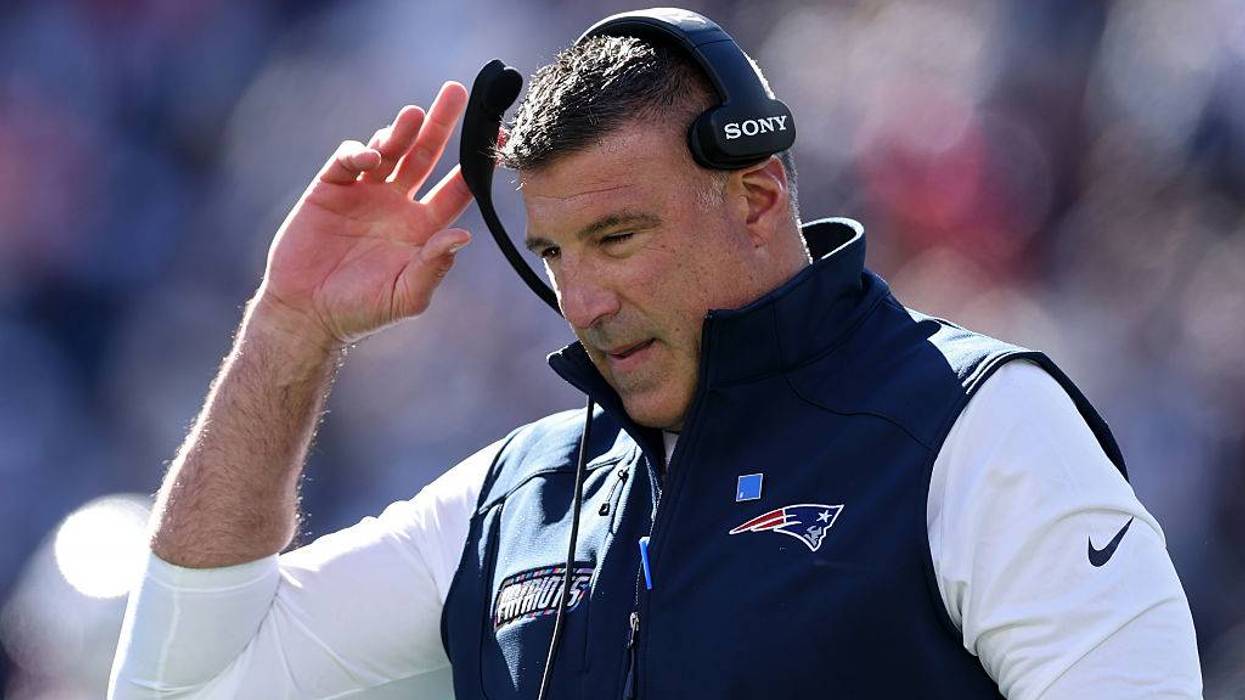 New York Jets v New England Patriots