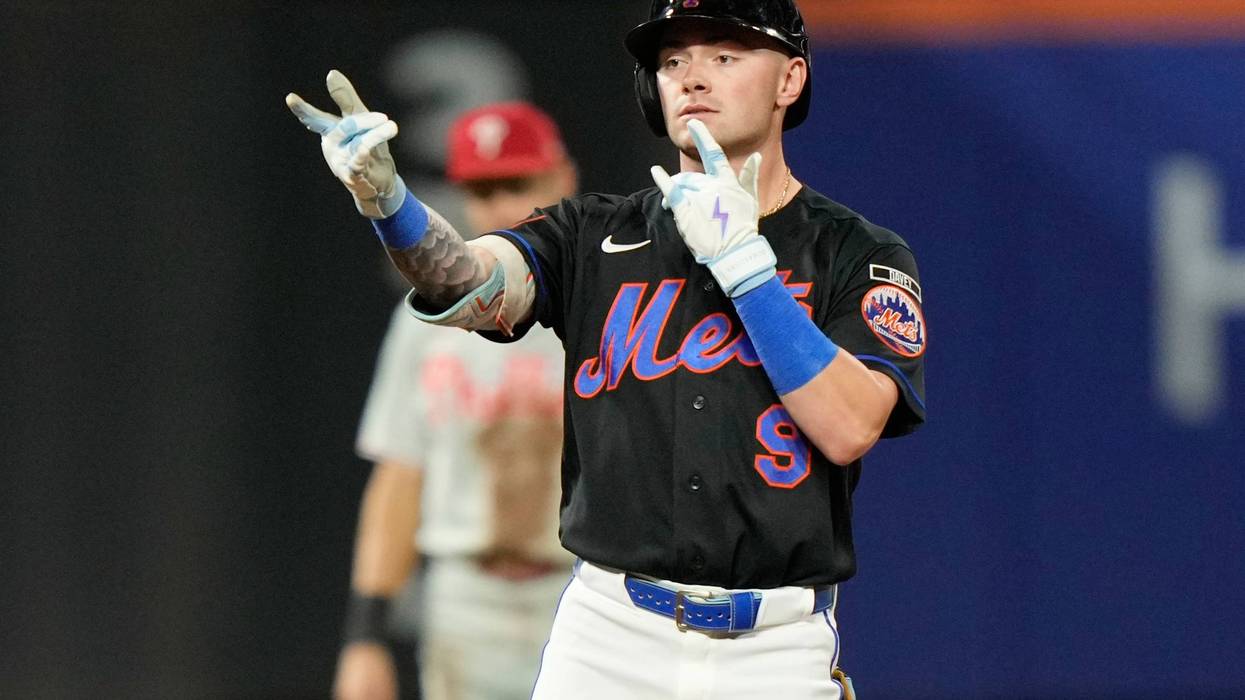 Juan Soto's homer leads Mets to 6-3 win that keeps Phillies from taking over top NL wild-card spot
