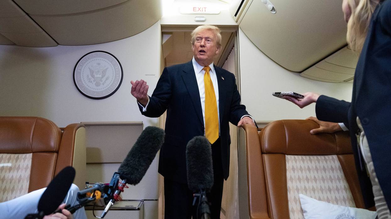 NEW YORK TIMES-AVIÓN PRESIDENCIAL