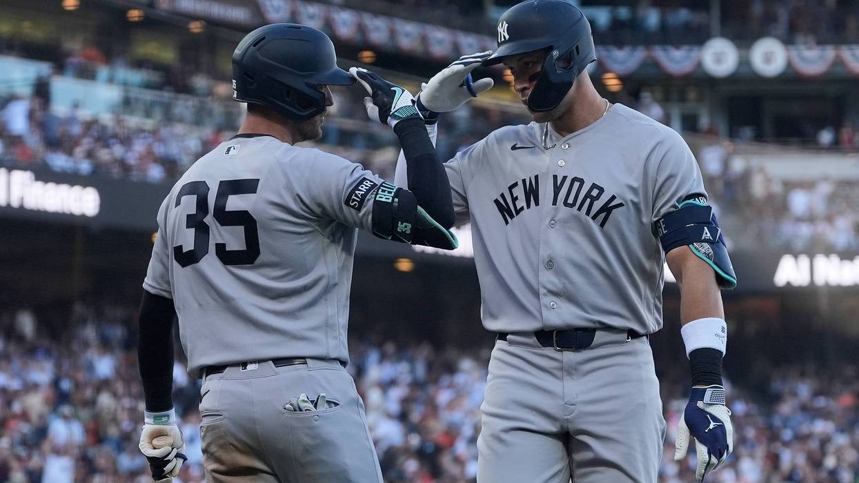 Aaron Judge hits 2nd home run in 2 games as Yankees beat Giants 3-1 to complete series sweep