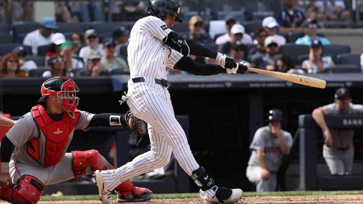 Bellinger and Chisholm hit 8th-inning homers that lead the Yankees over the Red Sox 6-1