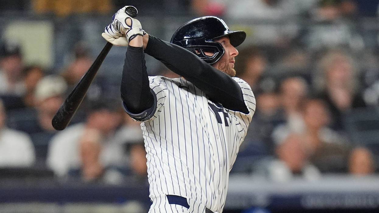 McMahon comes off bench and busts out of slump with big homer for Yankees in 4-2 win over Royals