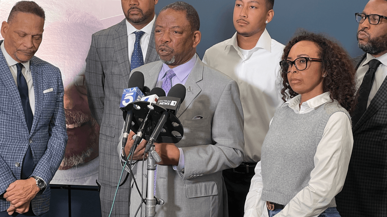 News conference for SoCal Edison lawsuit over death of Rodney Nickerson, daughter & grandson with attorneys