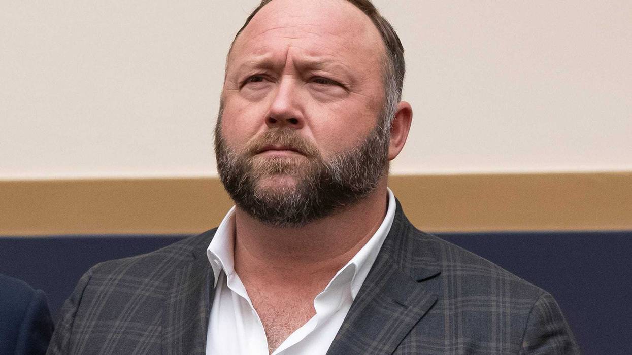 Newtown Shooting Infowars