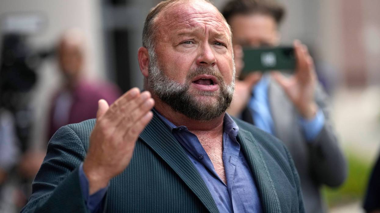 Newtown Shooting Infowars