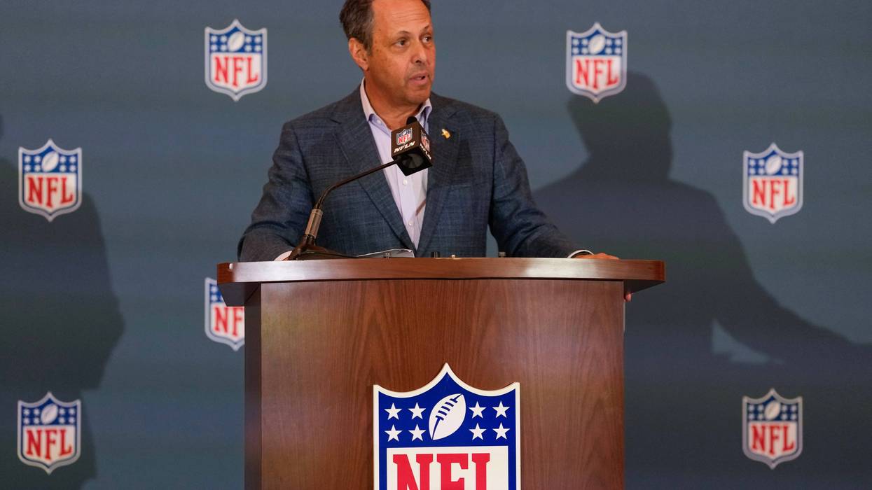 NFL Meetings Football 935