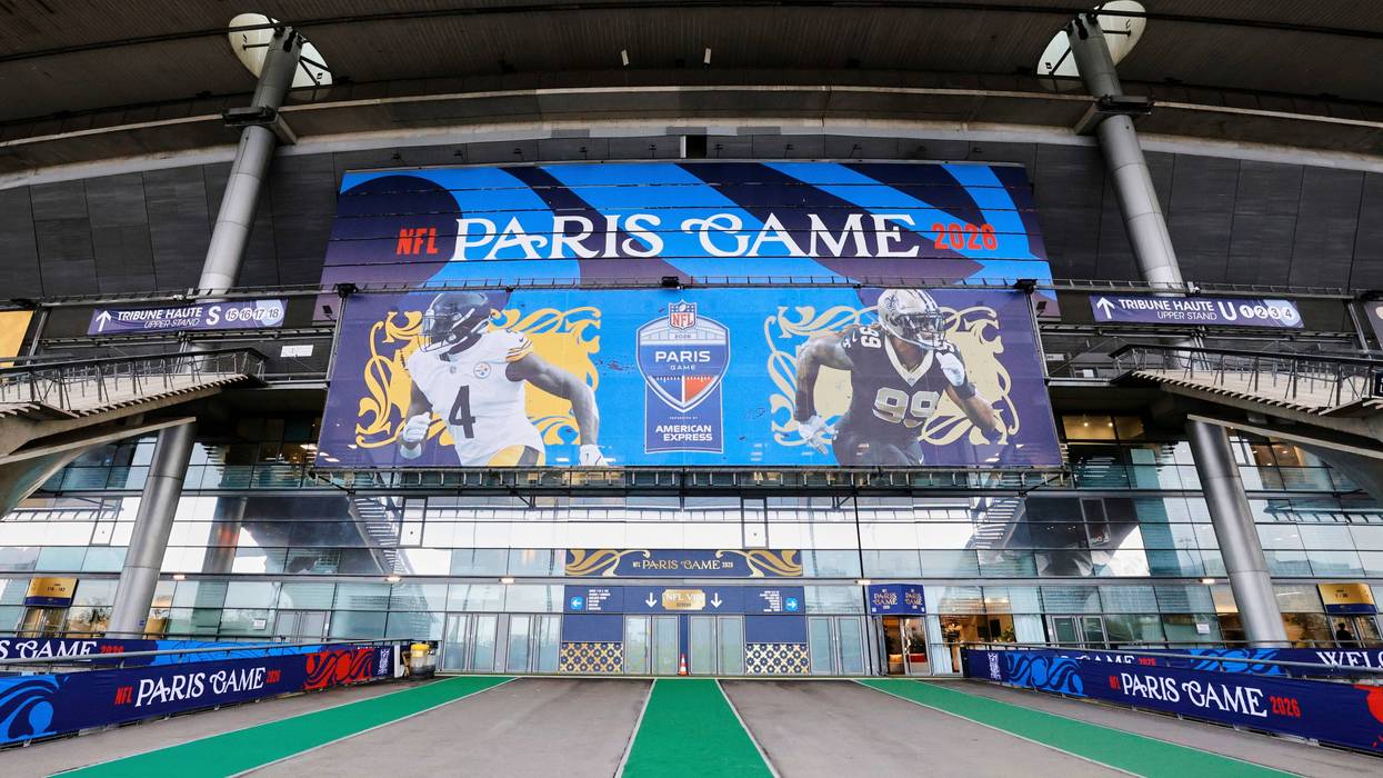 NFL Paris Football 4415