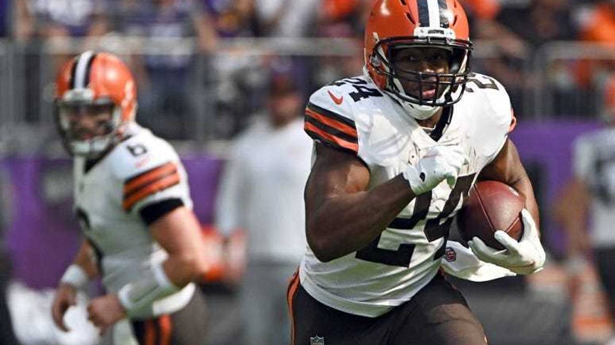 Nick Chubb #24 of the Cleveland Browns runs the ball during the second quarter in the game against the Minnesota Vikings