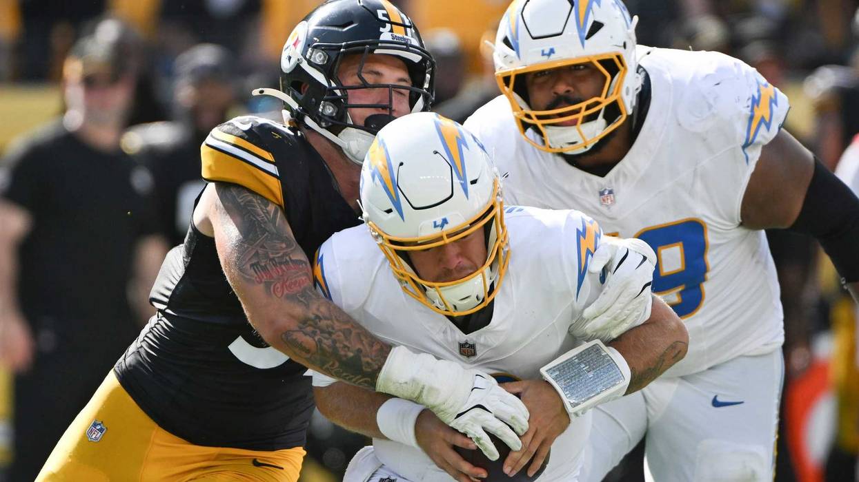 Nick Herbig sack against Chargers