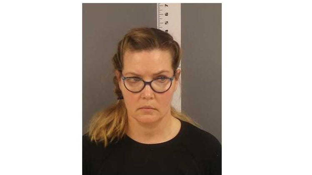 Nicole Mitchell, State Senator, Charges, Burglary