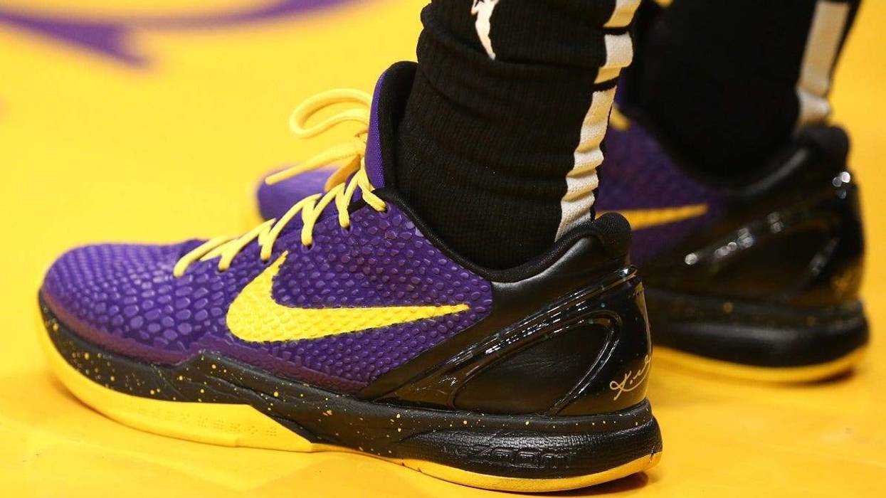 Nike Signs 10 LSU Athletes to NIL deals