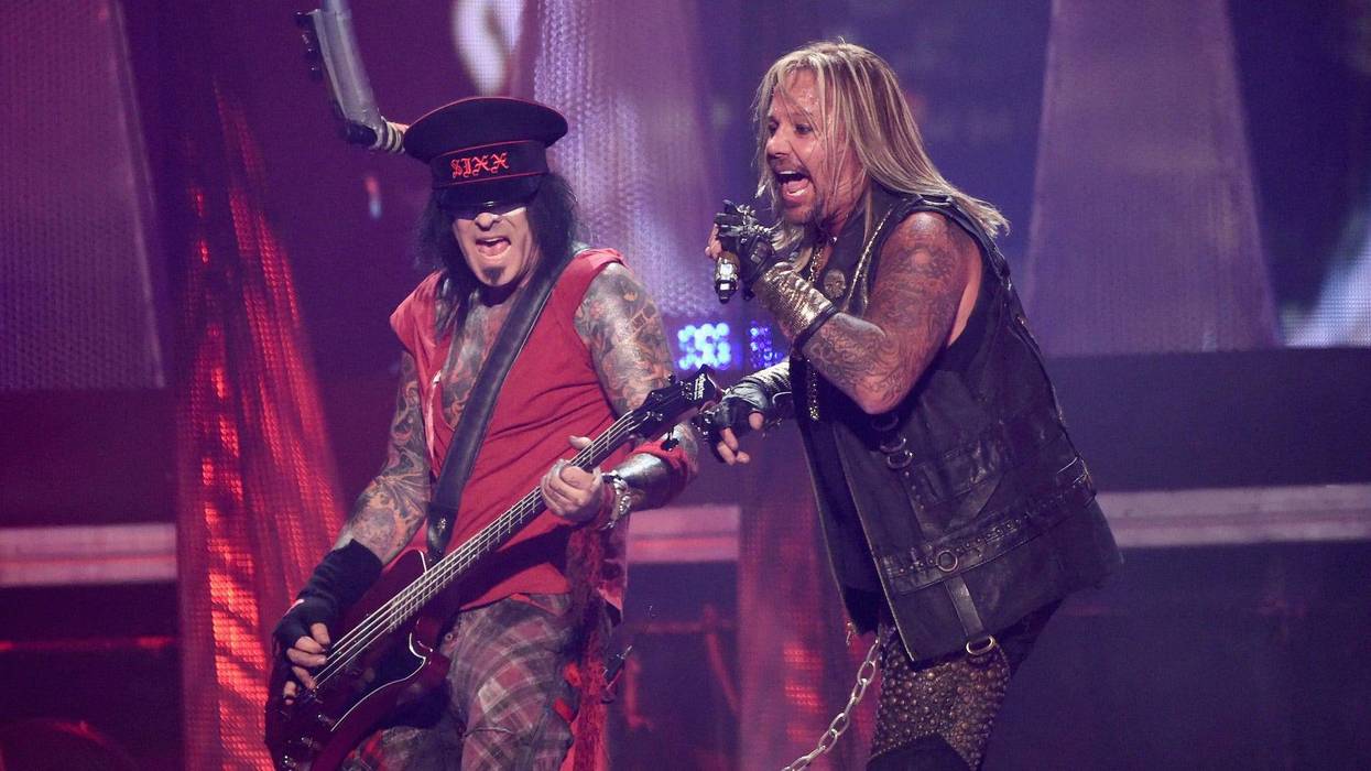 Nikki Sixx, Vince Neil