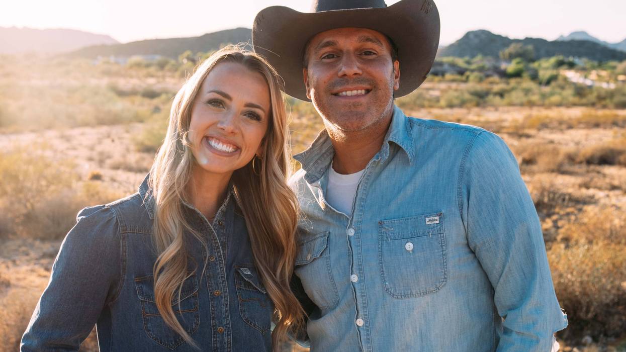 Niko + Gabe on KMLE Country 107.9