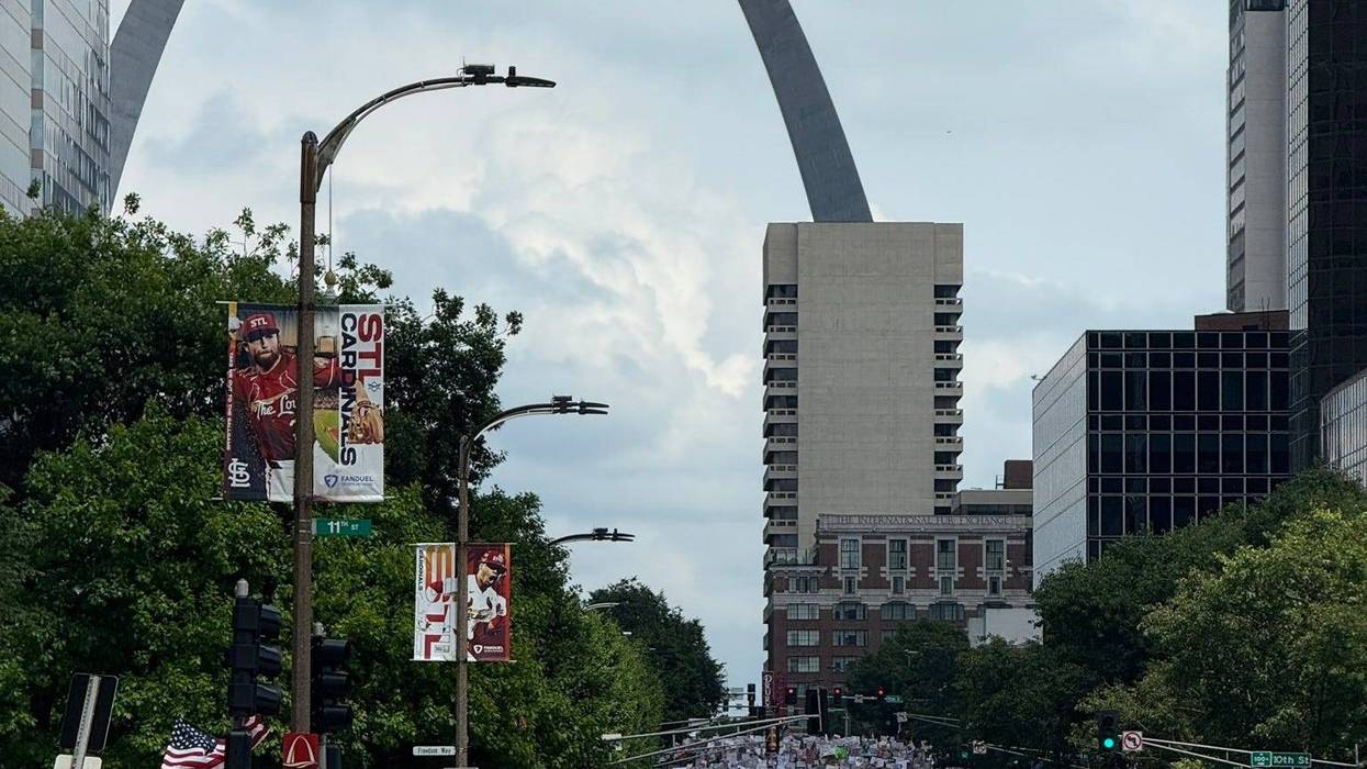 'No Kings' protest marching down Market St.