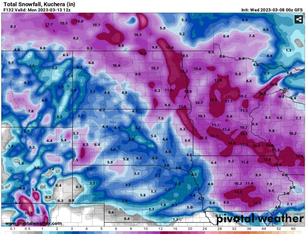 NOAA snowfall map Monday