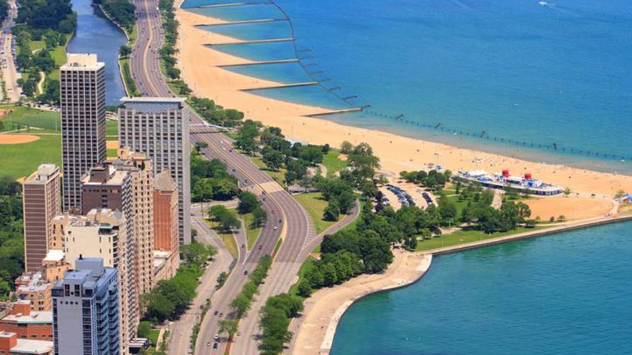 Chicago's beach season starts this Memorial Day weekend