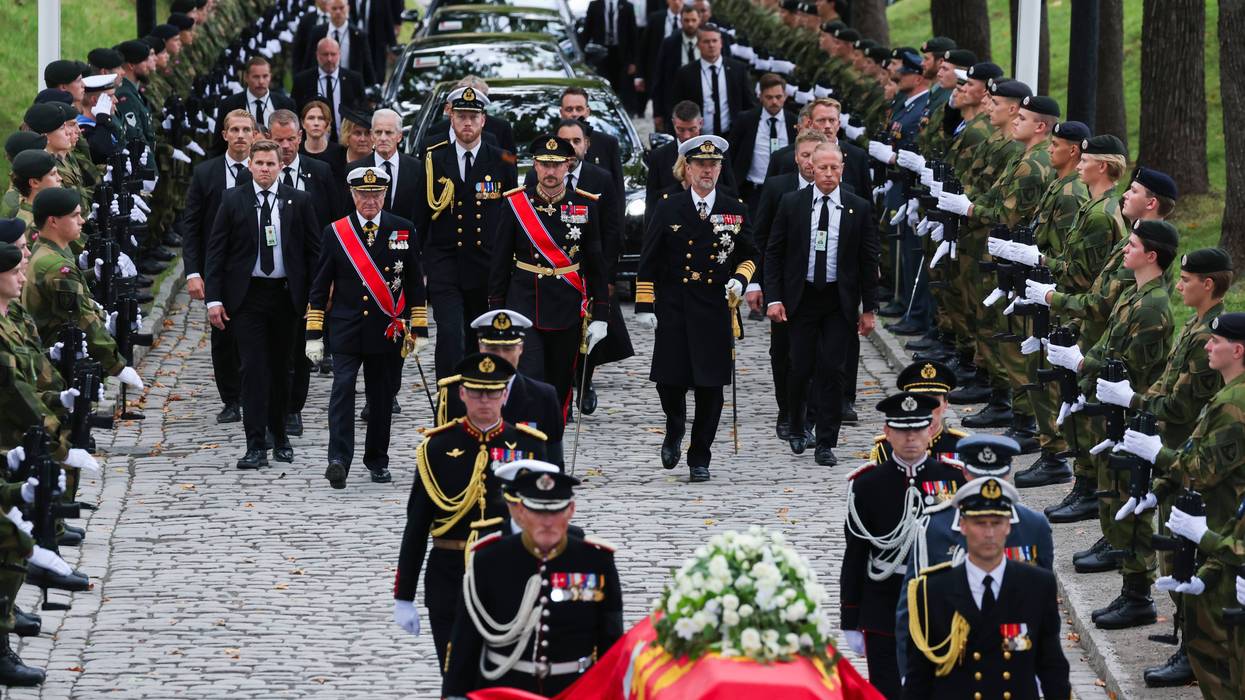 Norway King Funeral 4922