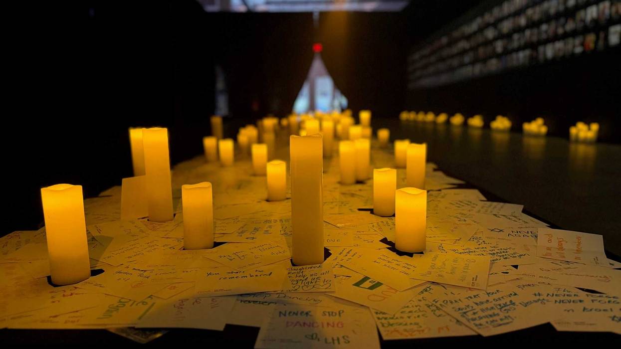 Notes of remembrance inside the Nova Exhibition