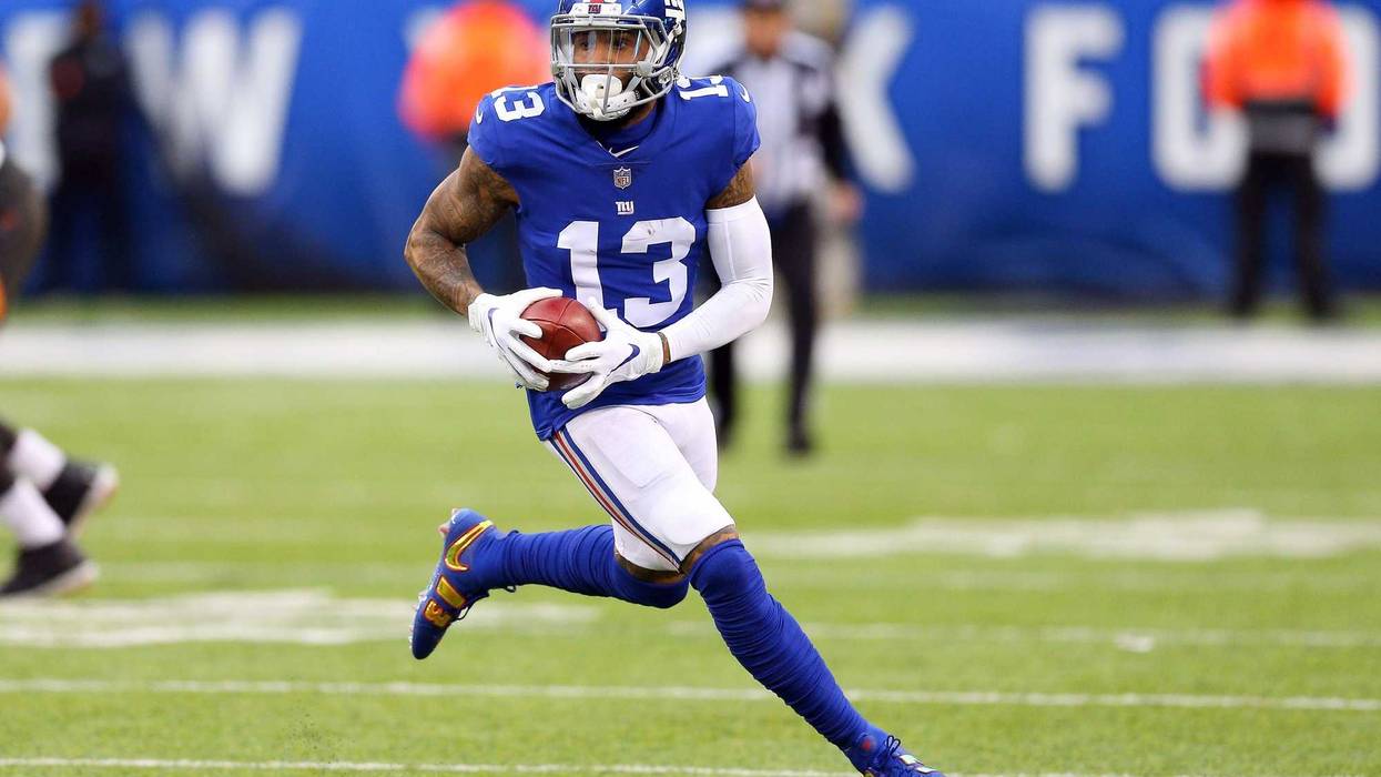 Nov 18, 2018; East Rutherford, NJ, USA; New York Giants wide receiver Odell Beckham (13) gains yards after catch during the second half against the Tampa Bay Buccaneers at MetLife Stadium. Mandatory Credit: Vincent Carchietta-USA TODAY Sports