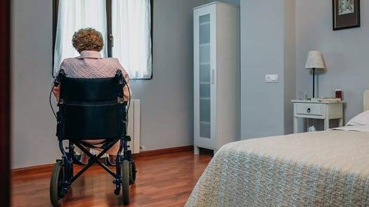 Nursing Home, Senior Living, Visit, Truck, COVID-19