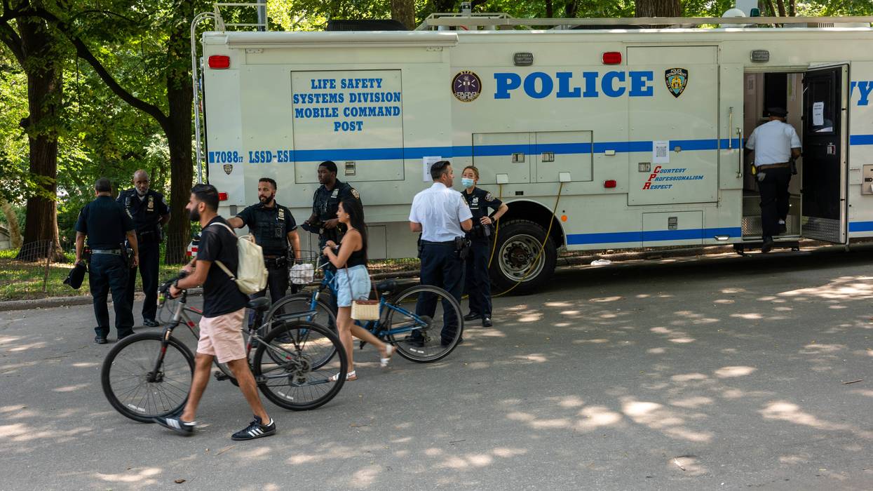 NYPD hunts for suspect after woman groped in late-night attack in Central Park