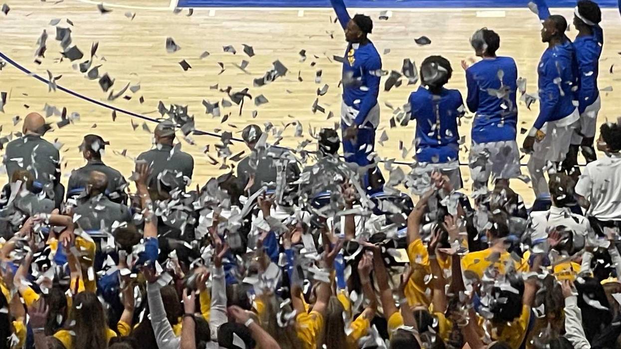 Oakland Zoo celebrates first Pitt bucket