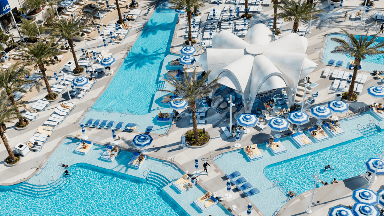 Oasis Pool Deck