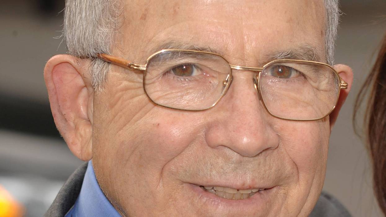 Obit Donald Newhouse