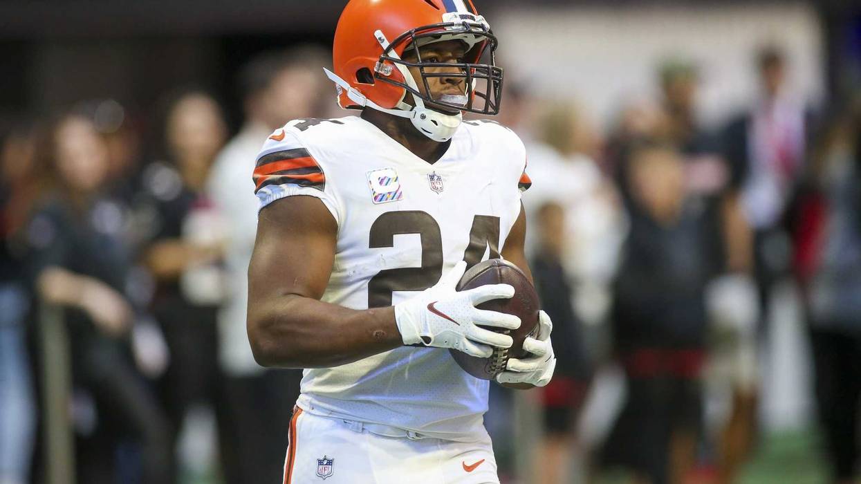 Oct 2, 2022; Atlanta, Georgia, USA; Cleveland Browns running back Nick Chubb (24) prepares for a game against the Atlanta Falcons at Mercedes-Benz Stadium.