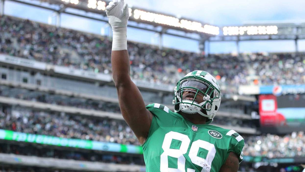 Oct 21, 2018; East Rutherford, NJ, USA; New York Jets tight end Chris Herndon (89) celebrates his touchdown against the Minnesota Vikings during the first quarter at MetLife Stadium. Mandatory Credit: Brad Penner-USA TODAY Sports