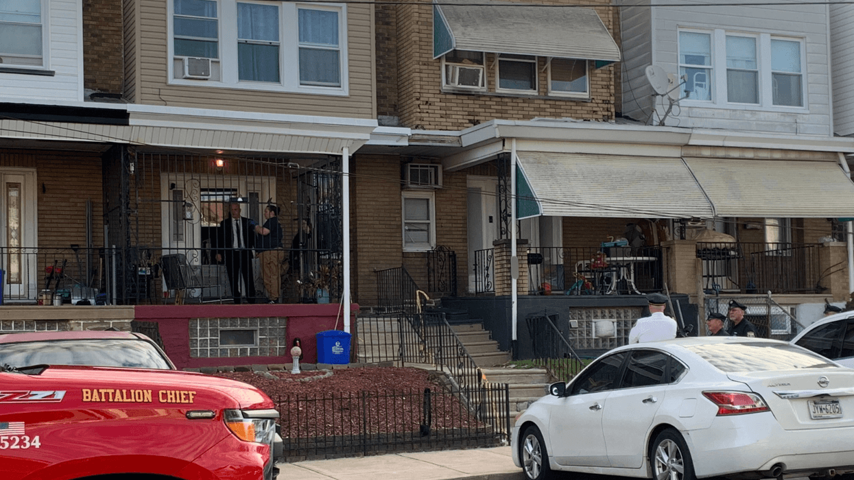Off-duty firefighter killed in Northeast Philadelphia home; person in custody