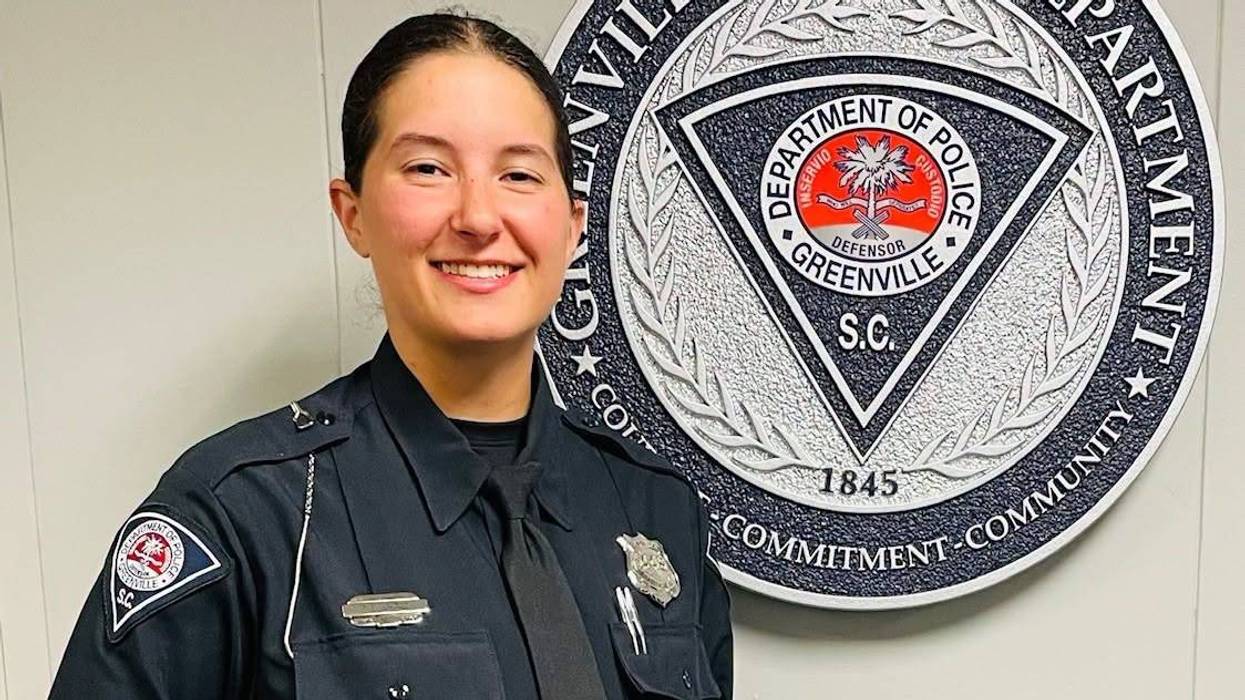 Officer intervenes and helps save suicidal man's life
