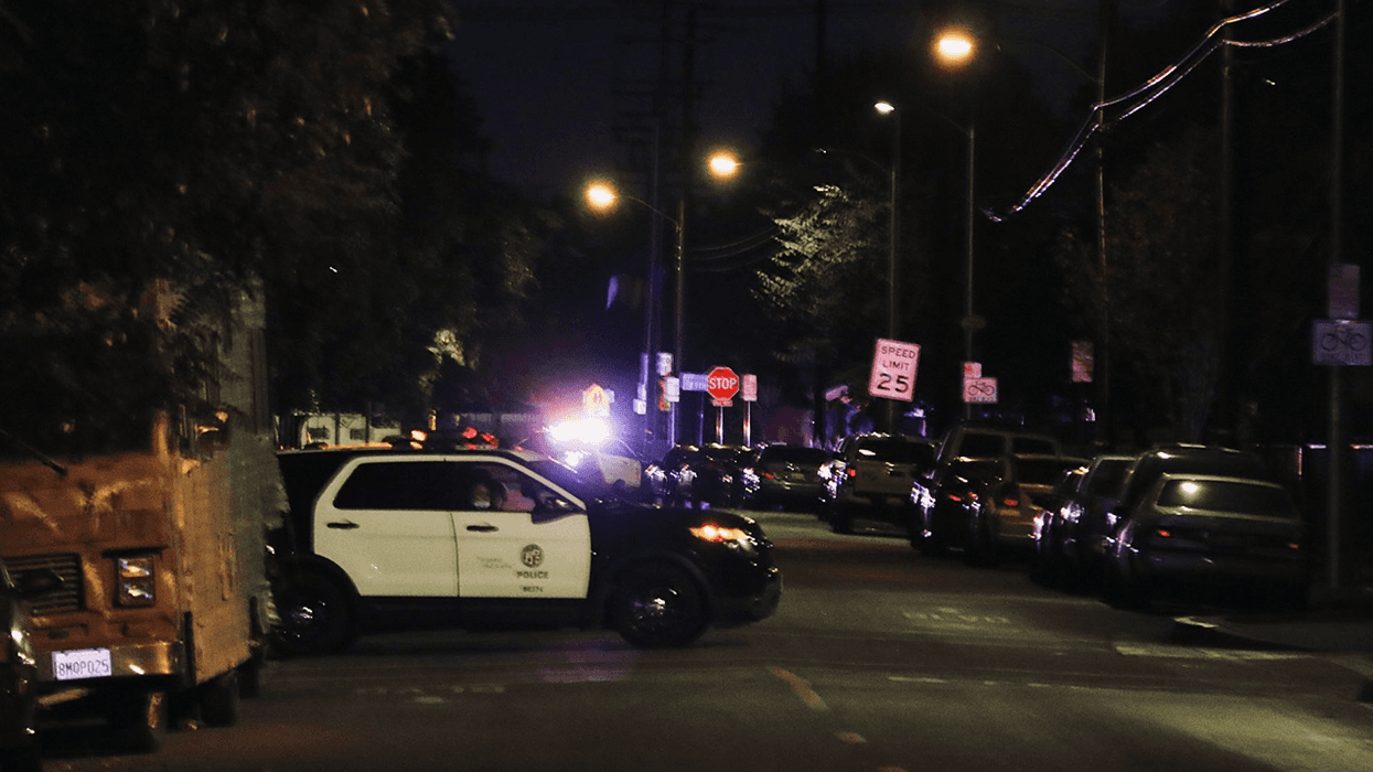 Officer killed LAPD South L.A.
