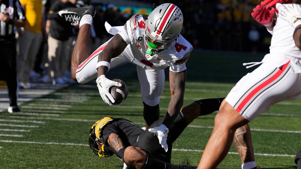 Ohio St Iowa Football 7518