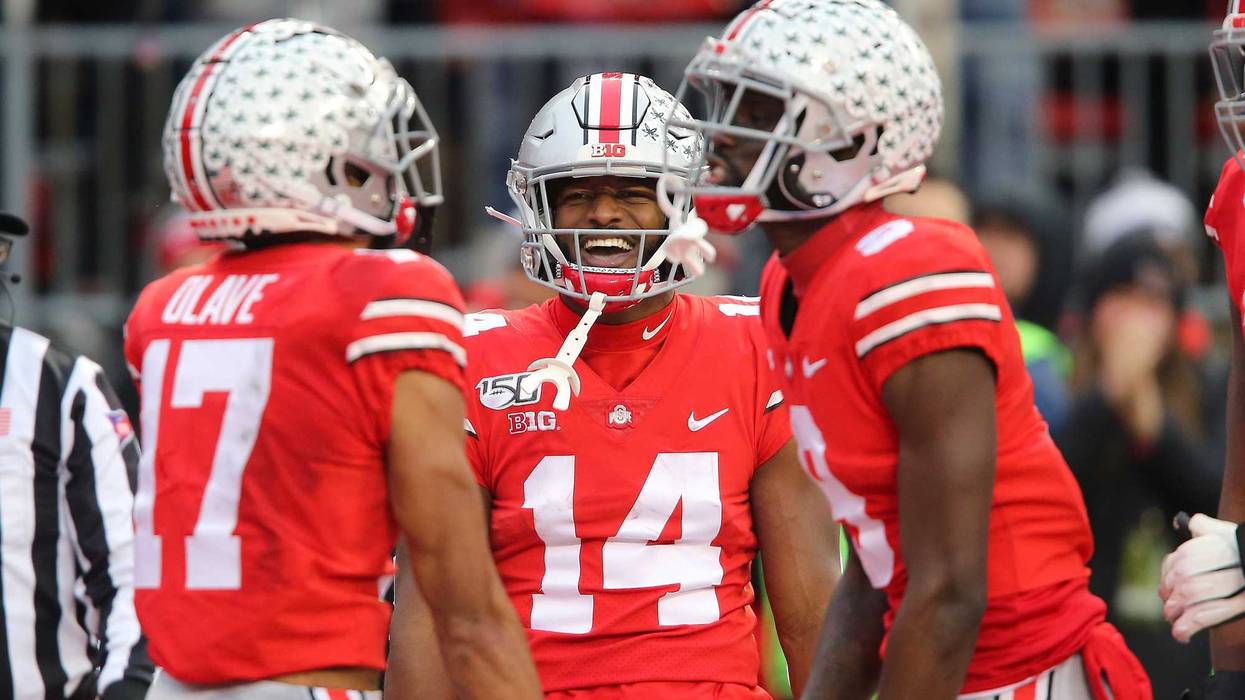 Ohio State Buckeyes wide receiver K.J. Hill (14) celebrates with wide receiver Chris Olave (17)