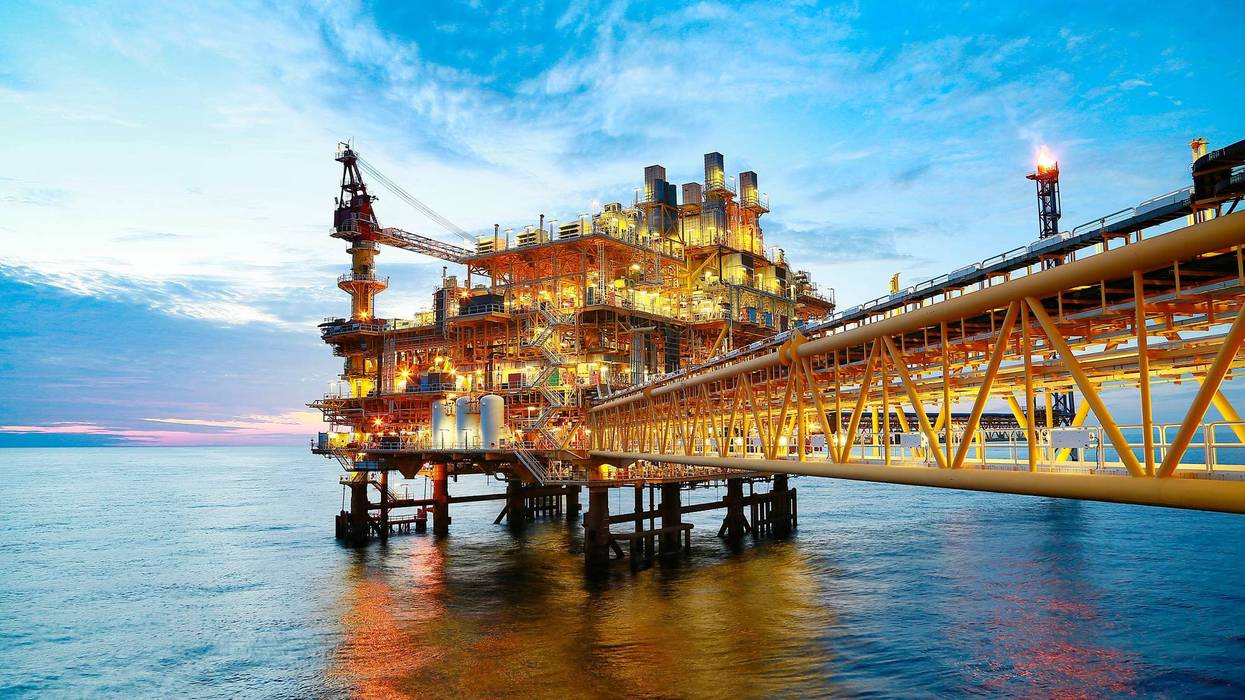Oil rig