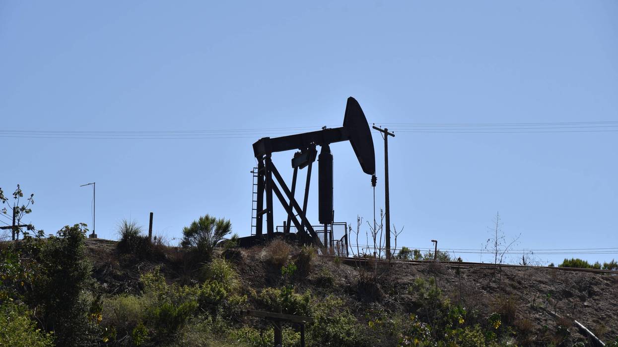 oil well