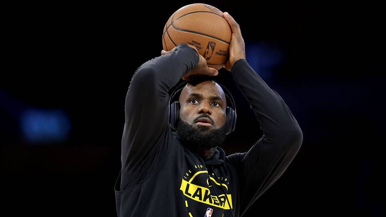 Oklahoma City Thunder v Los Angeles Lakers - Game Four