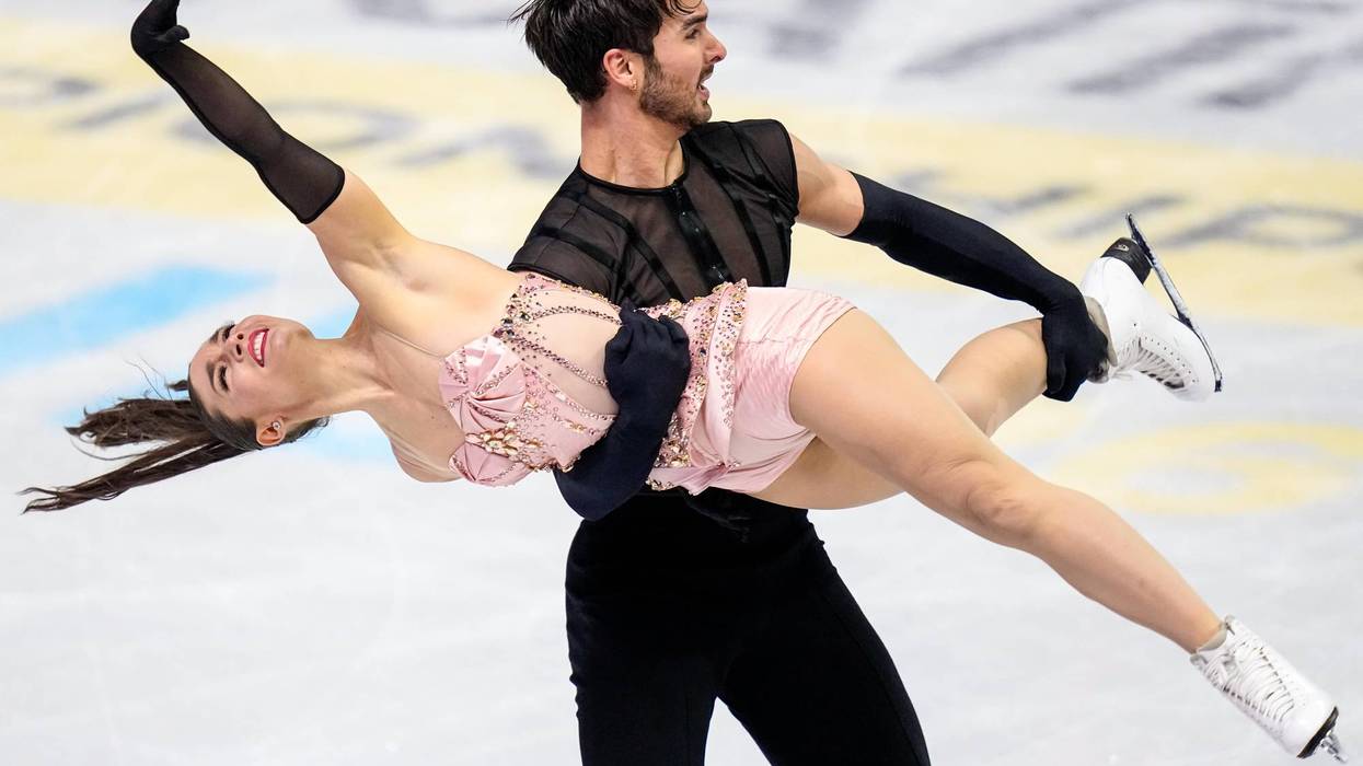 Olympic champs Fournier Beaudry and Cizeron lead ice dance at the figure skating worlds